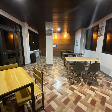 Halajo Bnb Transient Laoag Exteriér fotografie