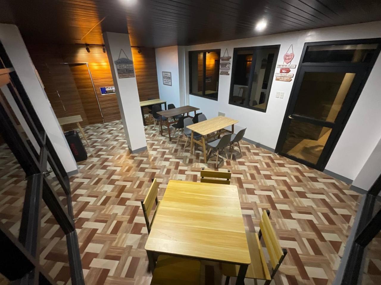 Halajo Bnb Transient Laoag Exteriér fotografie